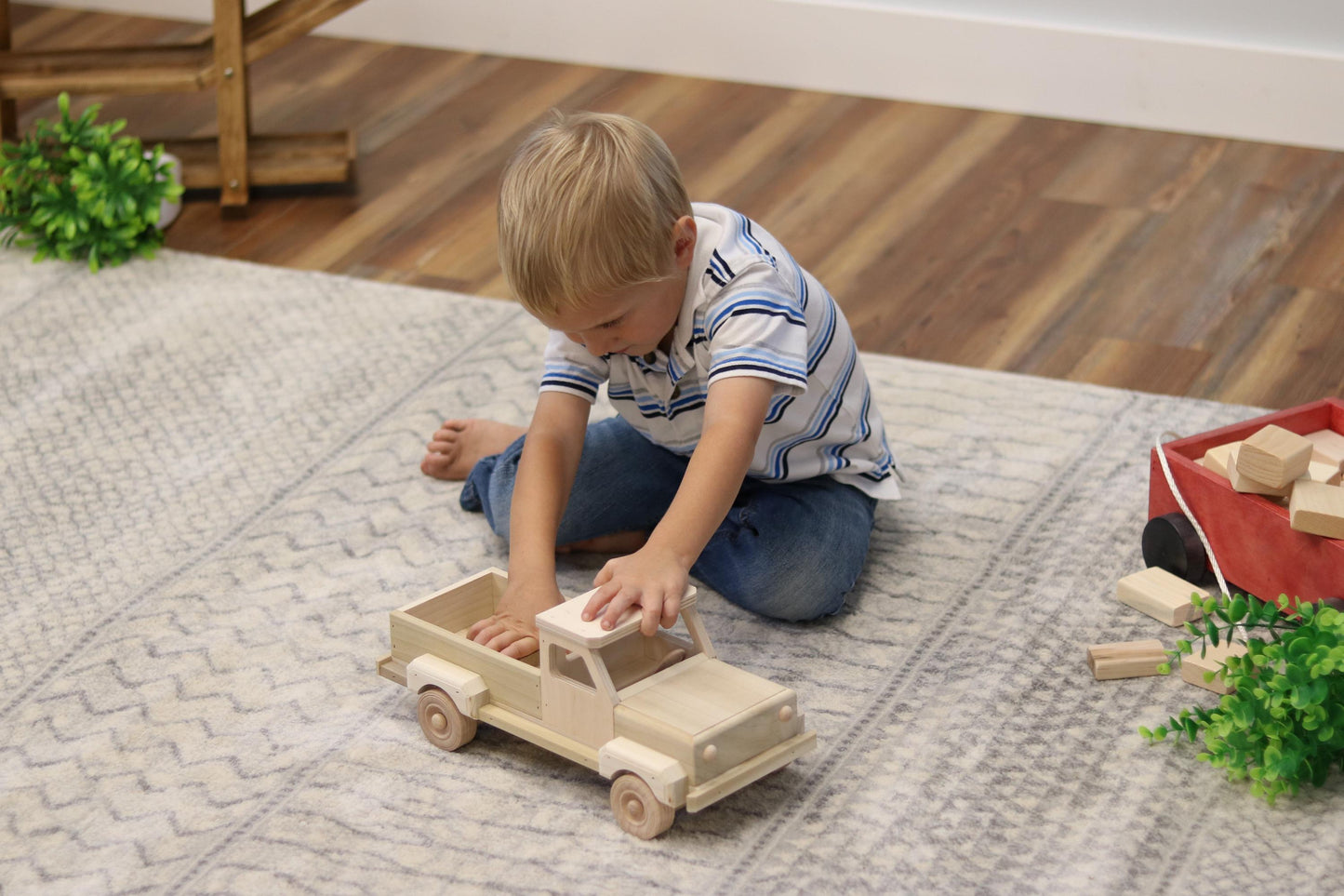 Wooden Pickup Truck Toy with Hitch